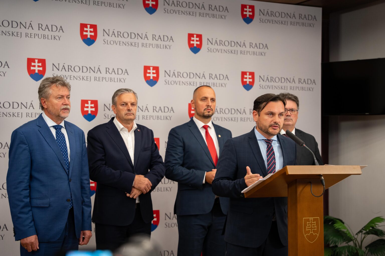 TLAČOVKA_3